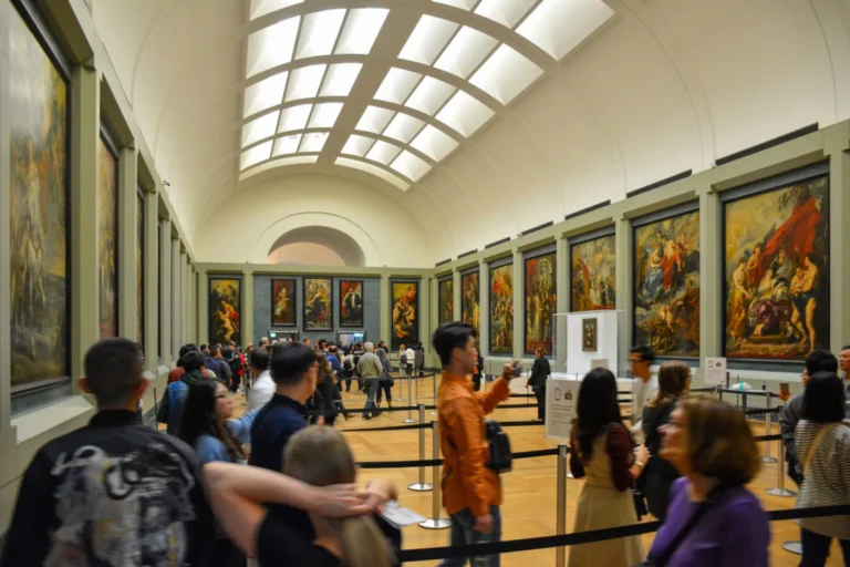 Galerie_Medicis_Louvre_Museum_Paris_25_September_2019_01-1536x1024