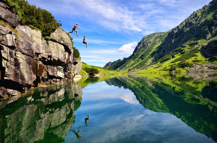 Adventure-Travel-696x461-1