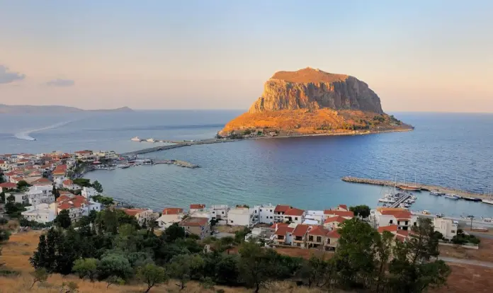 portelo_the_only_entrance_to_monemvasia_by_water-696x414