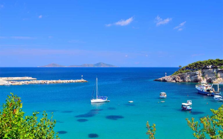 Alonissos_port